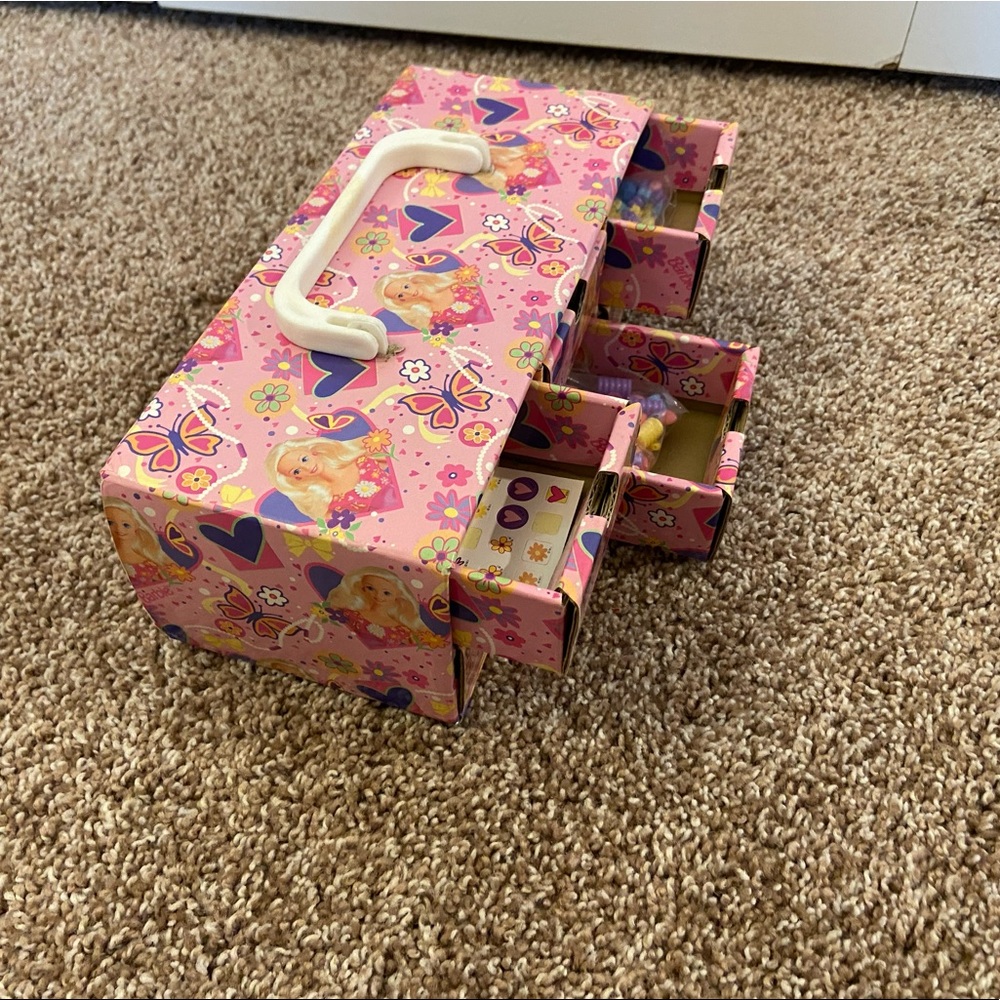 Barbie - Jewelry Making Box - Picture 13 of 15